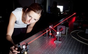 Scientists Grow Thin Films of Cuprate Materials to Study One-Dimensional Electrons