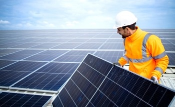 Novel Strategy for Fabricating Efficient and Stable Inorganic CsPbI3 Solar Cells