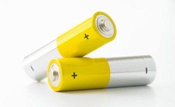 Rechargeable Hydrogen-Chlorine Battery with a Wide Temperature Range