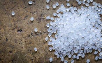 ORNL Scientists Develop Recyclable Smart Polymer from Bio-Based Materials