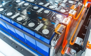 Ultrafast-Charging Battery Achieved with New Electrocatalysis
