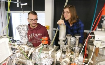 The Role of Hydrogen Bonding in Hydrogen Sulfide