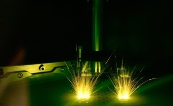 3D-Printing of High-Performance Plain Carbon Steel