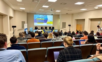 One hundred professionals discuss the obstacles and opportunities of bioplastics at the second edition of the International Seminar on Biotechnology Applied to the Plastics Sector