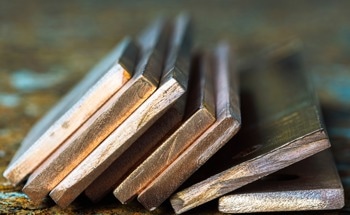 Balancing Ductility and Oxidation Resistance in Chromium-Molybdenum Alloys