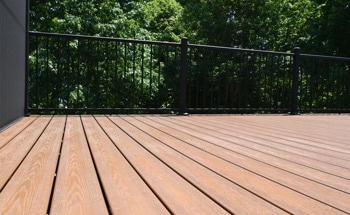 Strongwell's STRONGDEK Wins 2025 Architectural Products Product Innovation Award