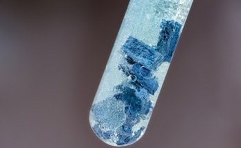 Sharpening Oxygen Evolution Reaction with Dual-Site Catalysts