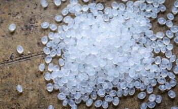 Molecular Architecture Control Yields Strong and Flexible Degradable Food Packaging Materials